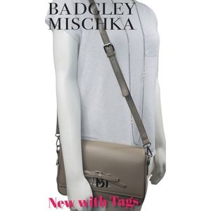 NEW Badgley Mischka Taupe Crossbody Vegan Leather Handbag with Bow and monogram.